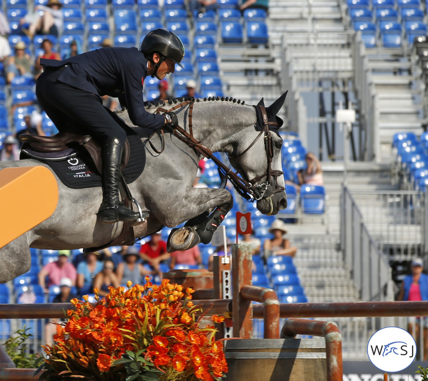 Lorenzo De Luca does a lock, stock and barrel at the FEI World ...